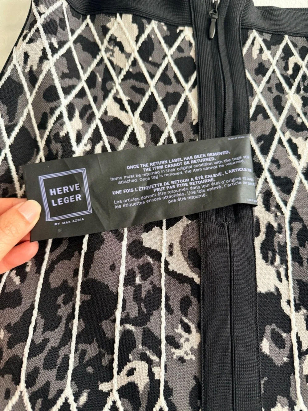 Herve Leger Bandage Black and Cream Animal Printed A-Line Skirt NWT Size Small - Picture 2 of 6